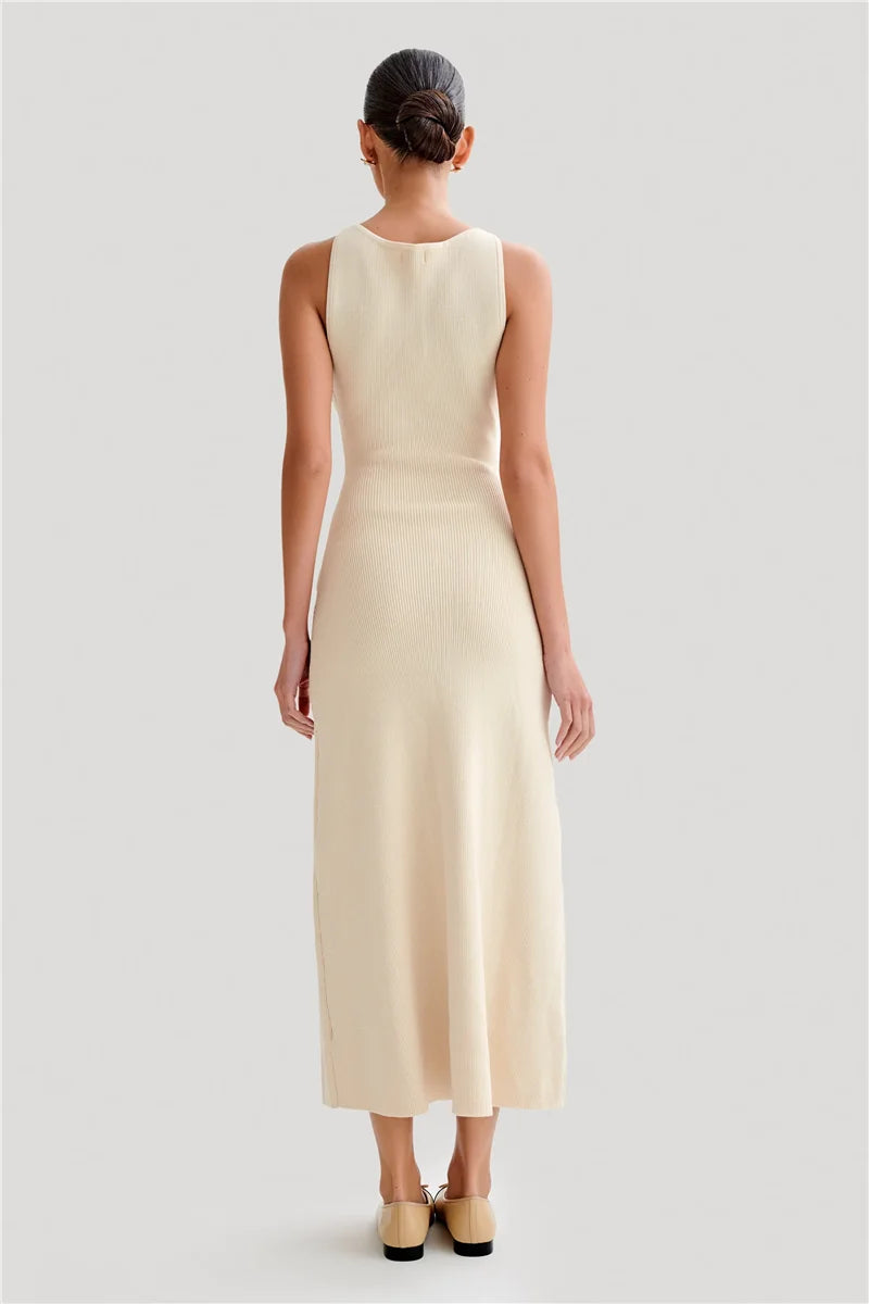 Elegant Sleeveless Buttoned Dress