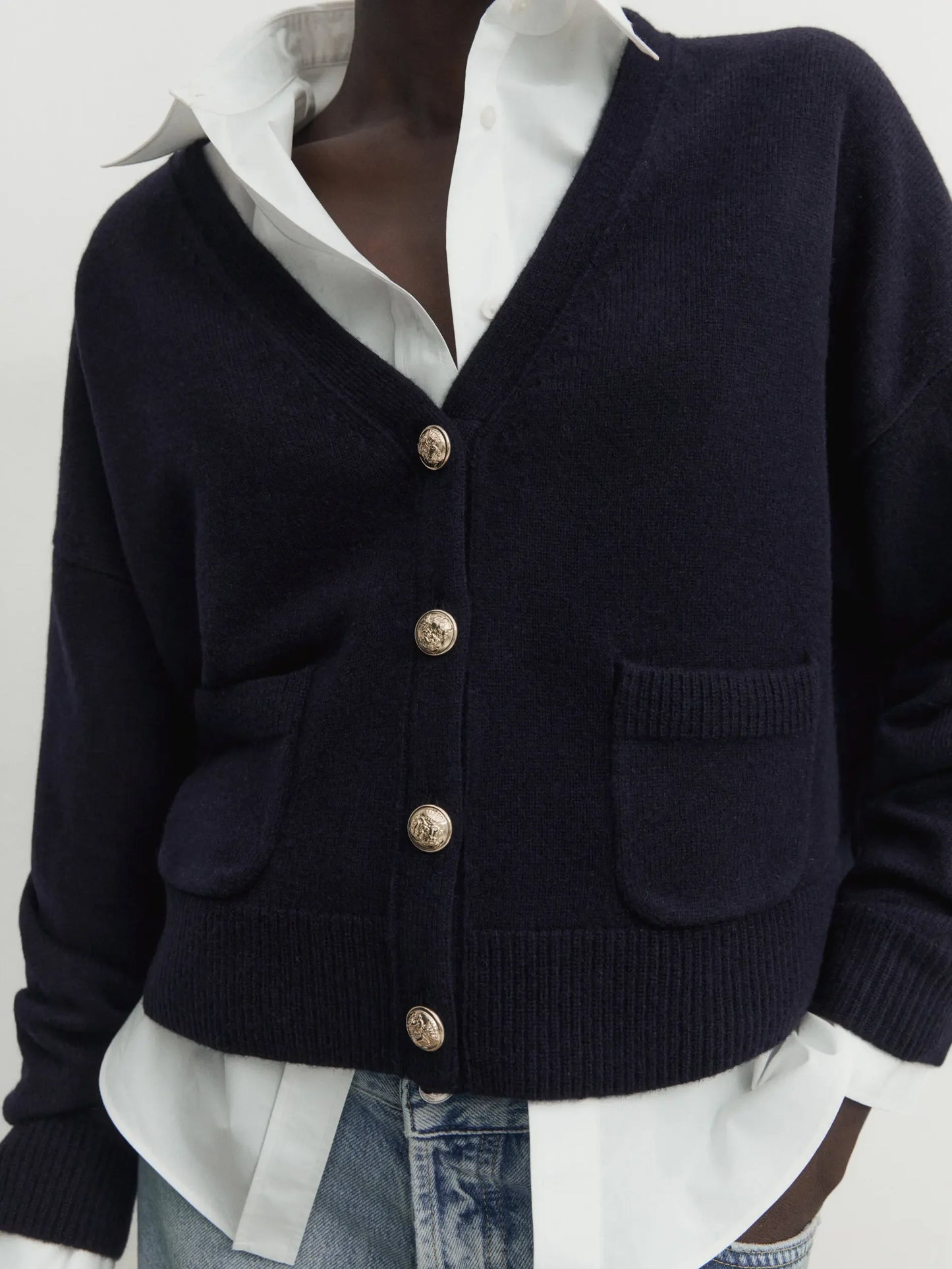 BUTTONED KNIT CARDIGAN